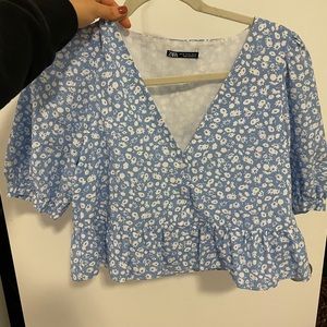 Zara Button Up Crop Shirt with Blue and White Flowers Size XL